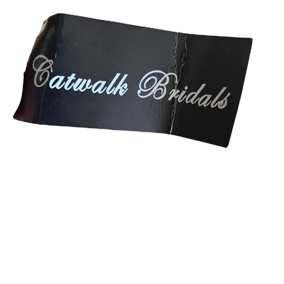 Catwalk Bridals Formal Dress Gown Sleeveless Gold Evening Party - Picture 3 of 4